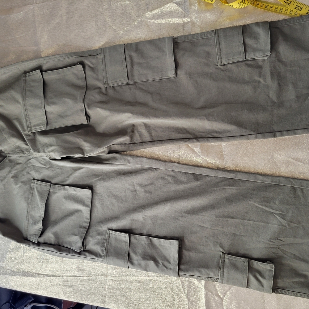 Gray Cargo Pants with Durable Cotton Blend